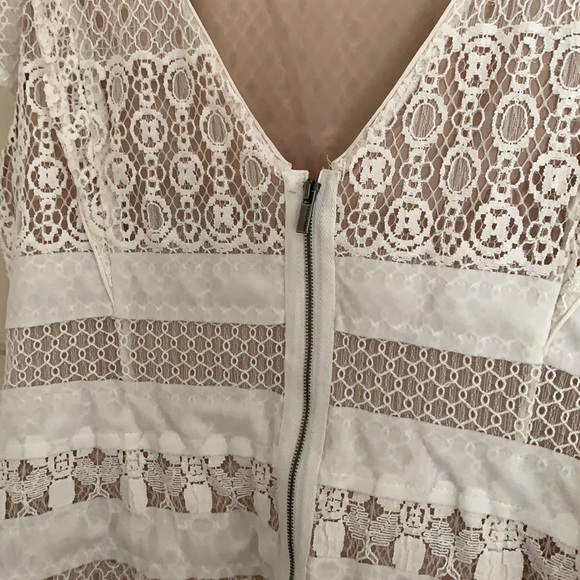 BGBG Max Azaria Blush and White Lace Knee Length Dress Size 12 - Picture 3 of 6